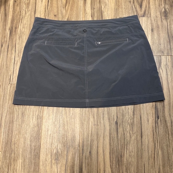 Prana Gray Cargo skort - Picture 3 of 7